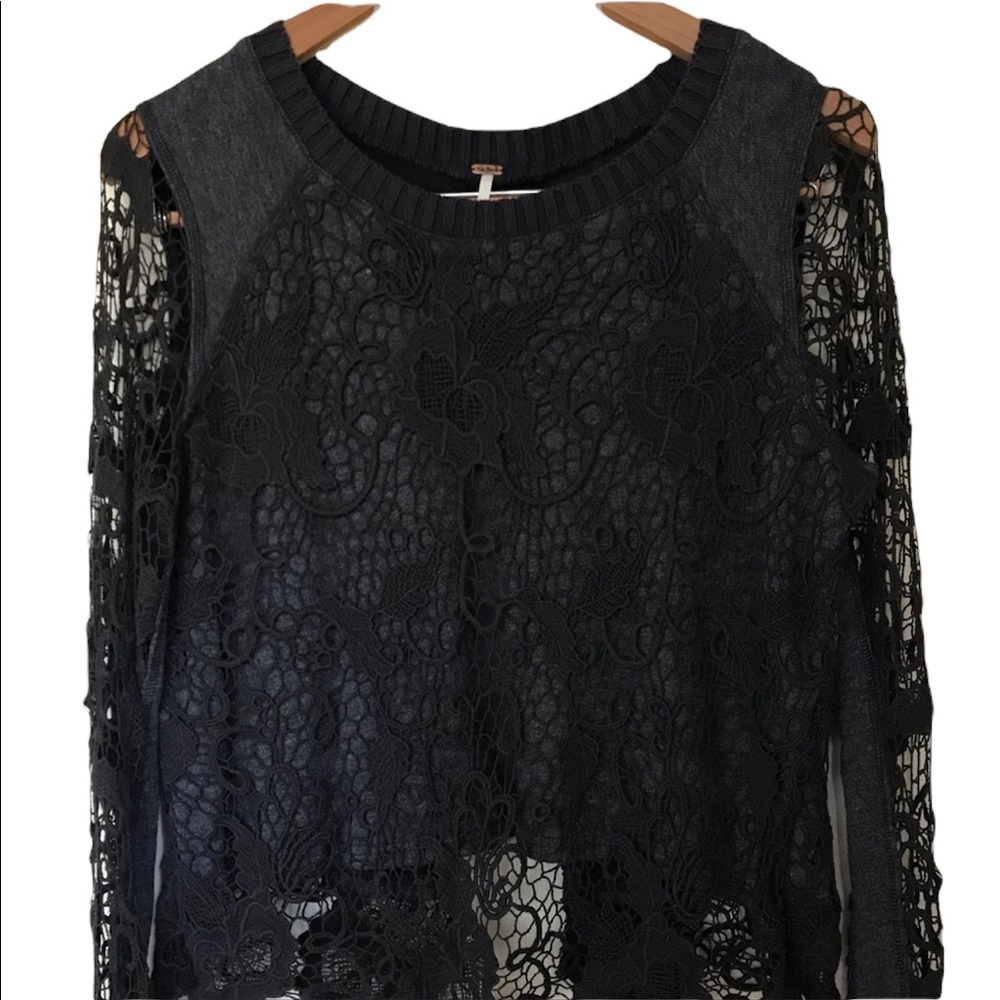 Free People grey crocheted crop top Long Sleeve XS